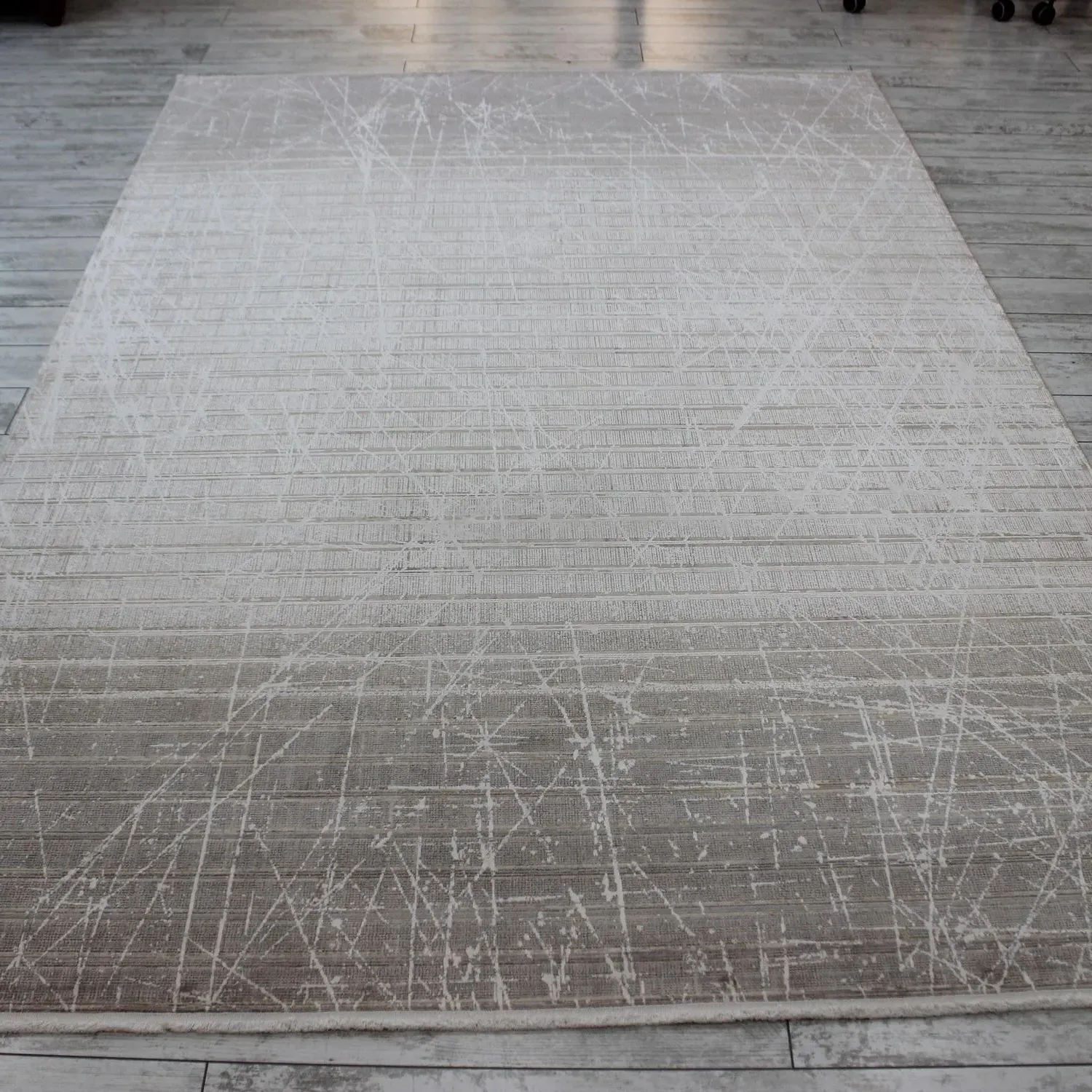Asiya Persian Rug 160x230cm - Traditional Weave alternate view