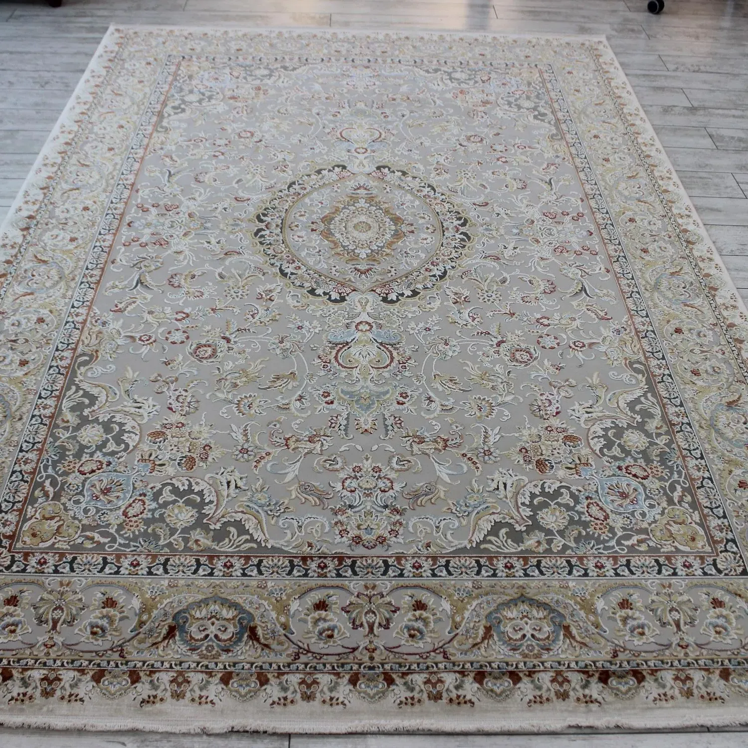 Persian Rug Traditional Design - Multicolor, Textile alternate view