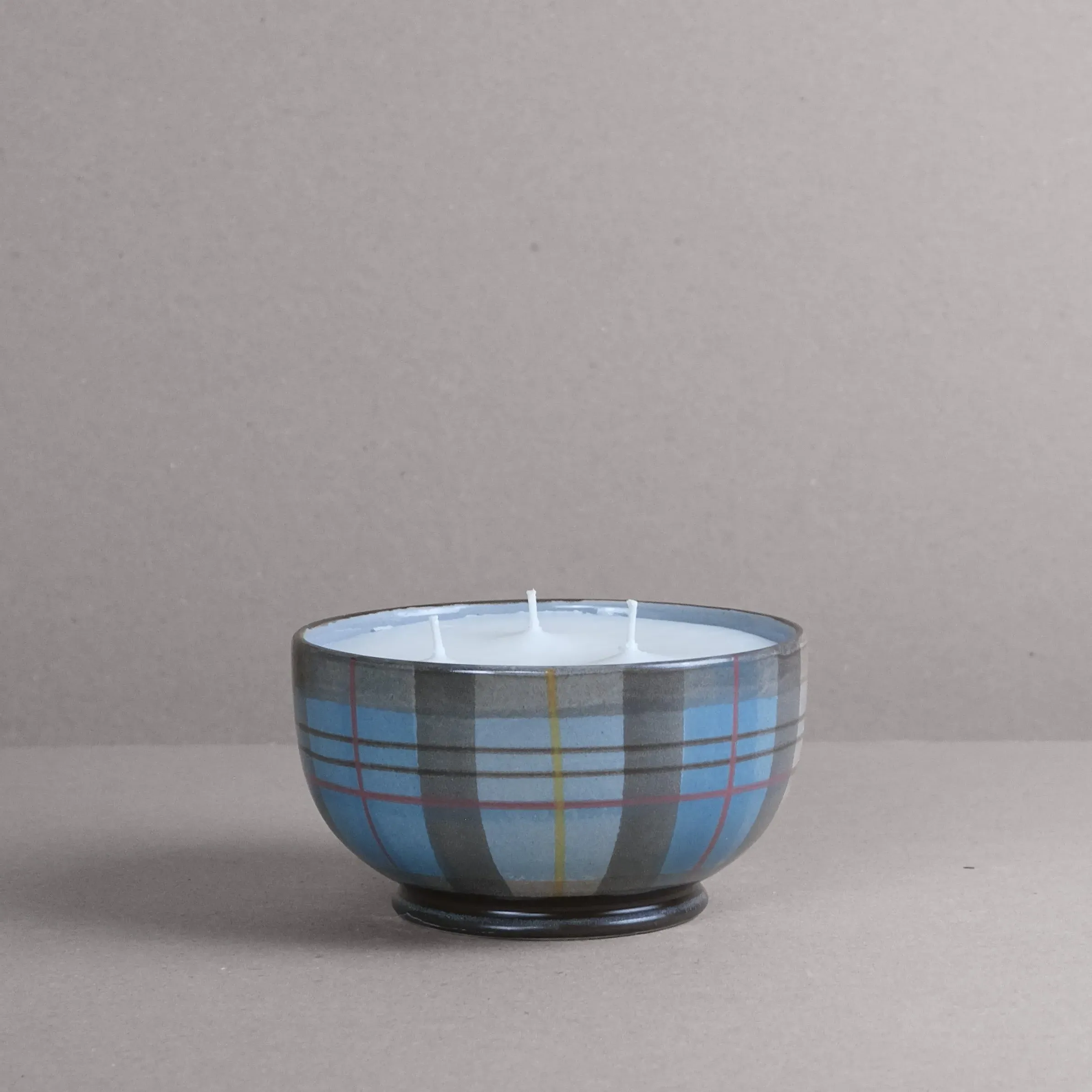 Isobel Anderson Large Candle Bowl - Stoneware image