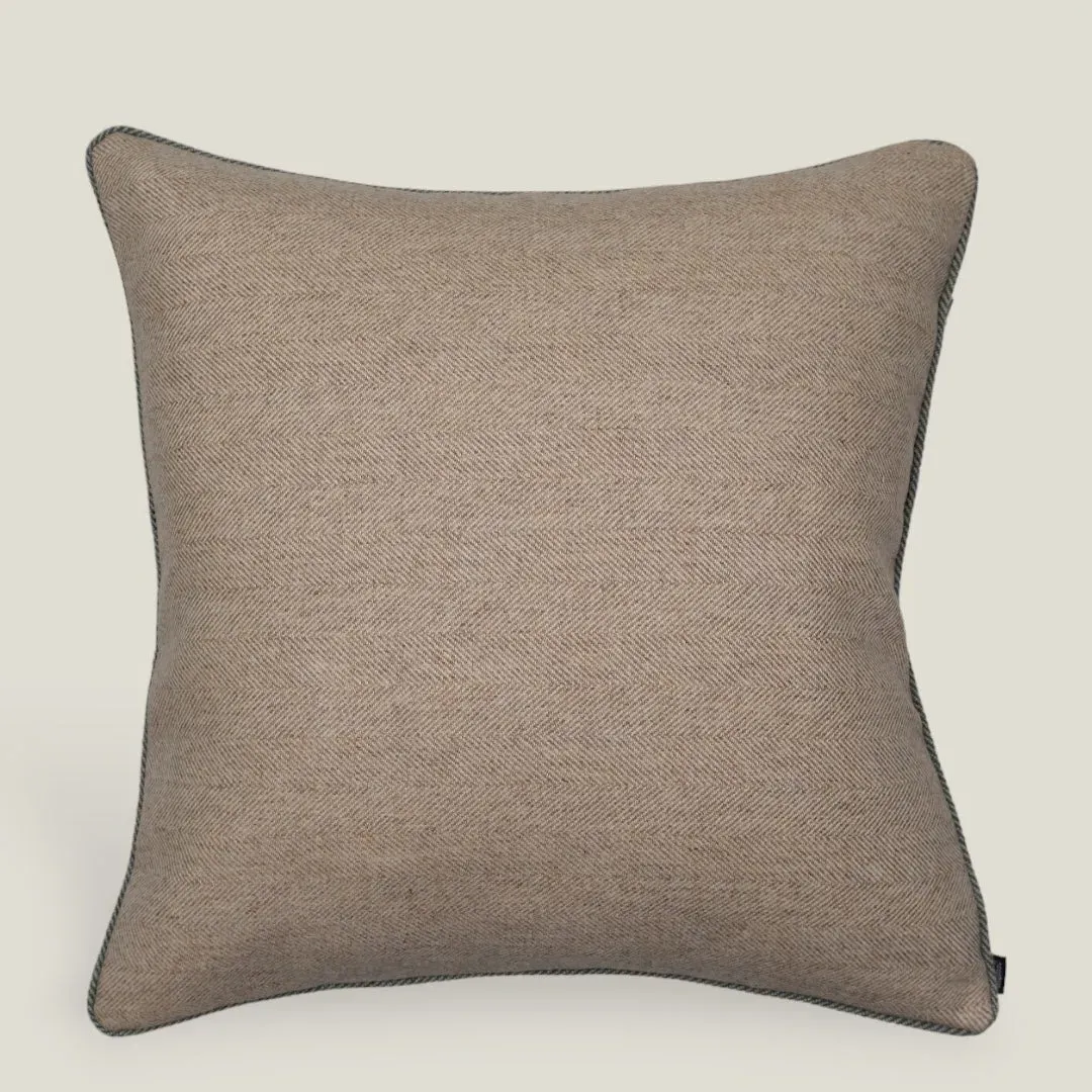 Owl Highland Tweed Zip Cushion