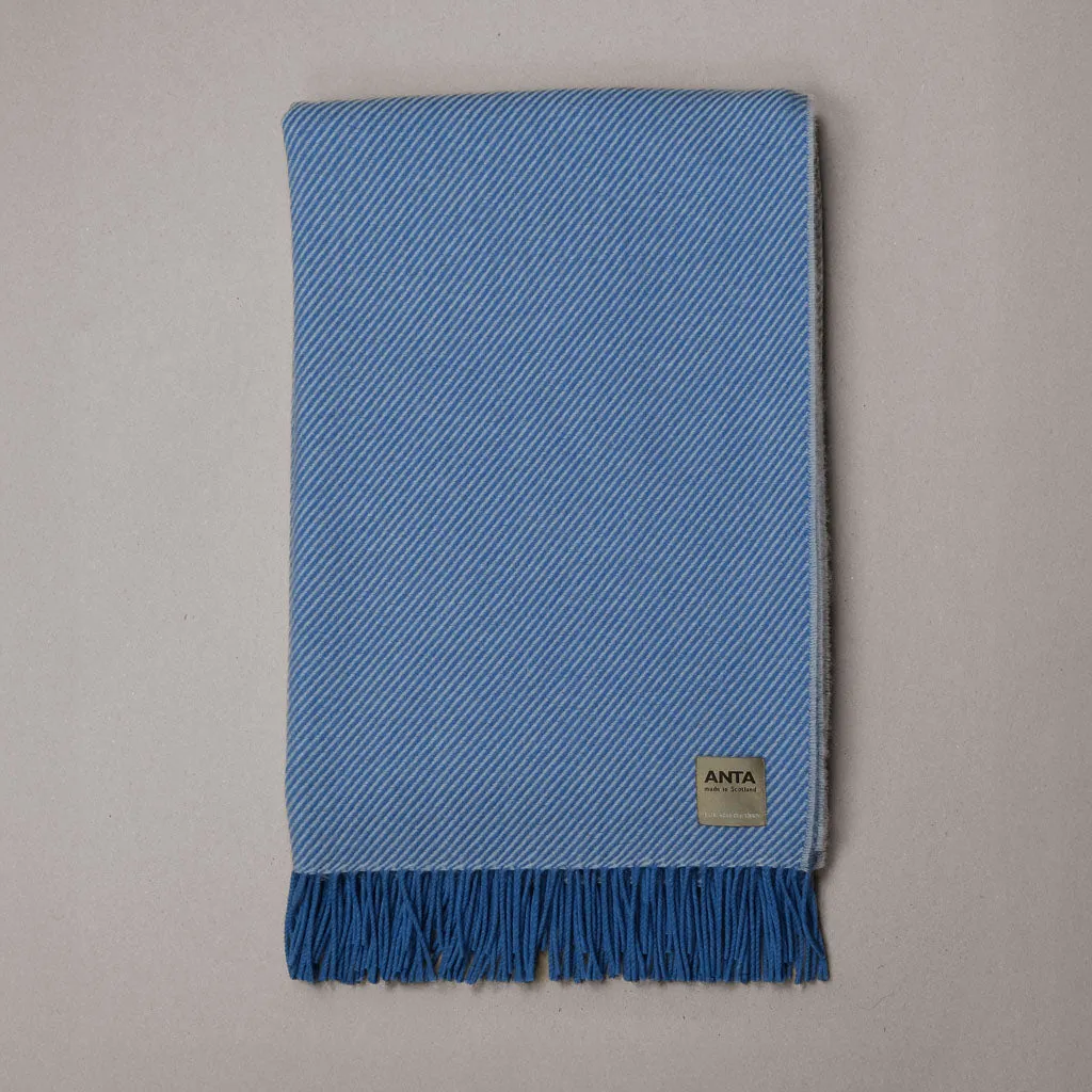 ANTA Columbine Merino Wool Throw