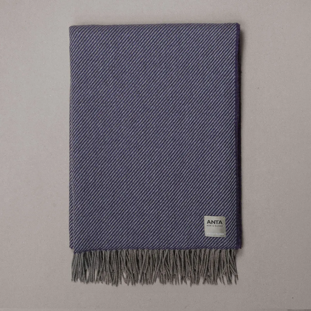ANTA Meadow Cranesbill Merino Wool Throw