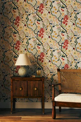 Ann Floral Vines Wallpaper - Green product