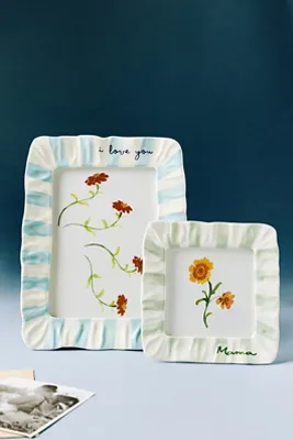 Amma Ruffle Picture Frame - Stoneware product
