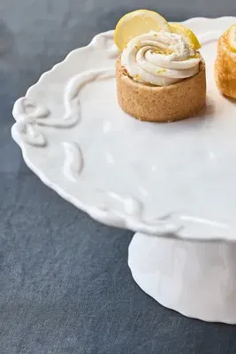 Benedita Bow Ceramic Stoneware Cake Stand - White product