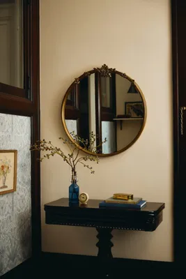 Cecilia Floral Emblem Round Wall Mirror - Gold product