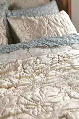 Floral Stitched Double Quilted Bedspread - White, Polyester/Cotton product