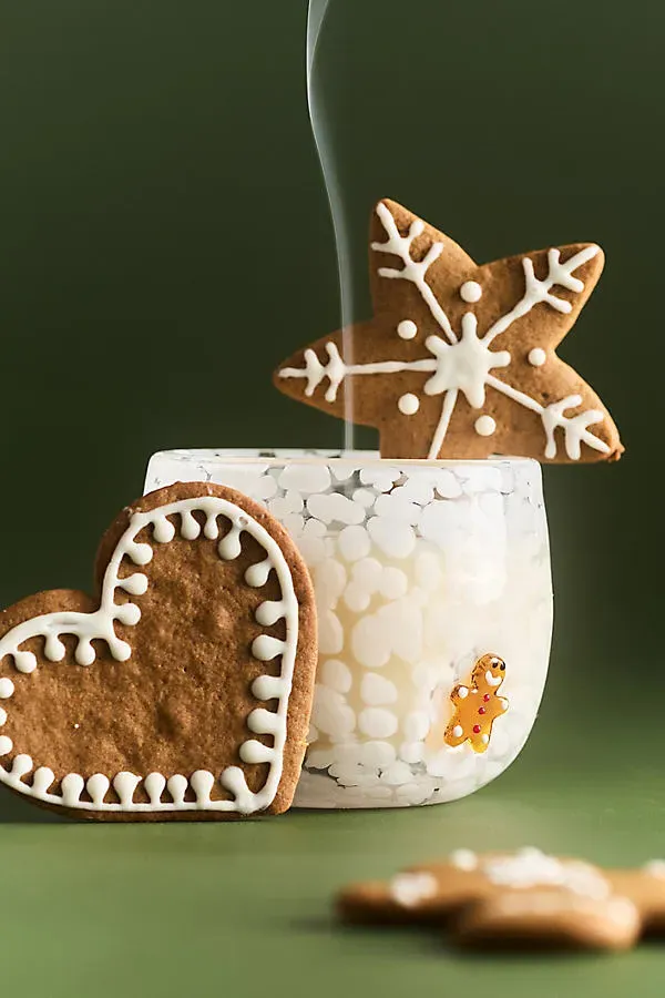 Gingerbread Icon Gourmand Gingerbread Mocha Glass Candle - White, Cotton by Anthropologie