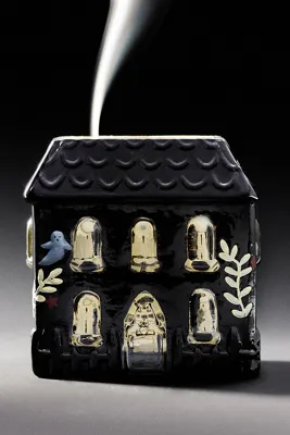 Haunted House Woody Honeycrisp & Pinecone Figural Glass Candle - Black product