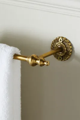 Ida Scalloped Feather Peacock Towel Bar - Brass by Anthropologie, alternate view