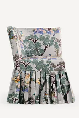 Layla Banquette Corner Chair Printed Ruffle Slipcover - Ivory, Polyester product