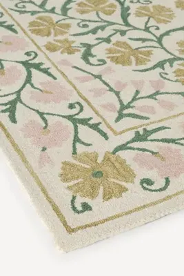 Maria Persian-Inspired Tufted Rug - Wool alternate view