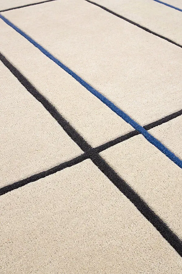 Reef Outline Hand-Tufted Wool Rug - Blue product