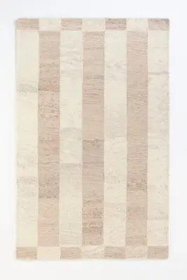 Vivianna Hand-Tufted Striped Rug - Beige, Wool product