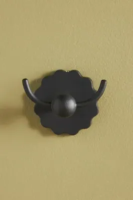 Wiggle Scalloped Bath Hook - Black, Brass product