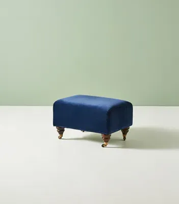 Willoughby Ottoman product