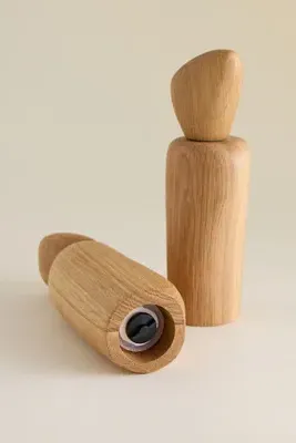 Pebble Grinder - Oak product