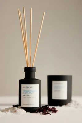 Honeysuckle & Sea Salt Candle - White, Cotton product