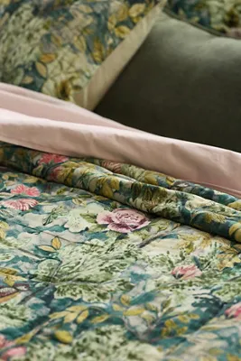 Cotton Velvet Floral Printed Quilt - Green product