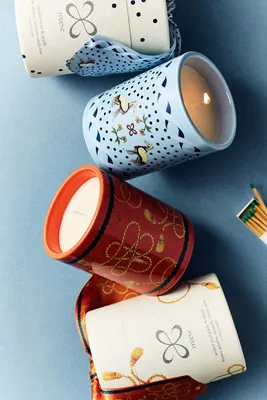 Scarf Vanilla Bean & Apple Small Ceramic Candle - Blue, Cotton product