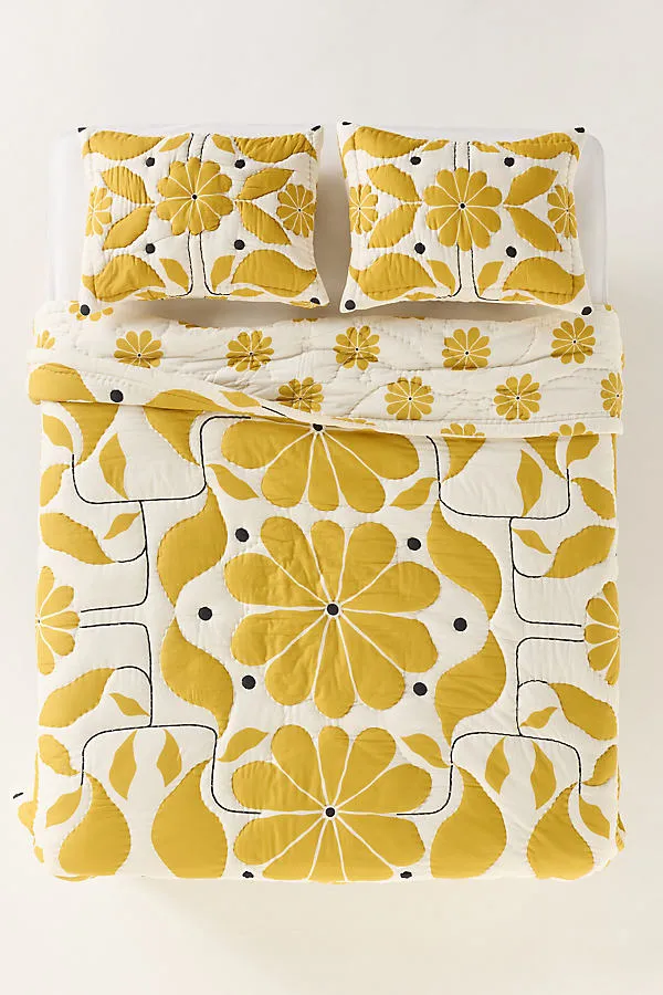 Floral Threads Cotton Floral Printed Quilt - Yellow product