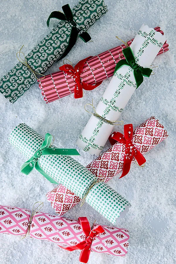 Molly Mahon Christmas Crackers Set of 6 - Red, Green by Anthropologie