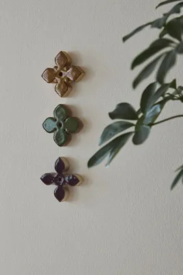 Ceramic Wall Flowers Set of 3 - Green, Ceramic product
