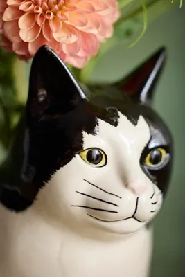 Quail Ceramics Barney Cat Small Vase - Black & White product