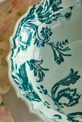 Botanical Silhouette Serving Bowl - Green, Earthenware product