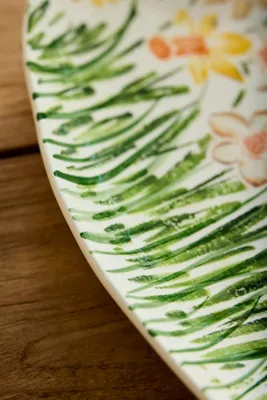 Daffodil Large Oval Serving Platter - White, Stoneware product