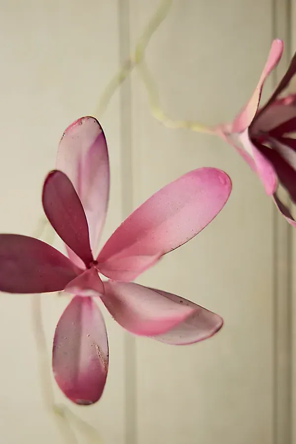 Magnolia Flower Iron Garland - Rose product