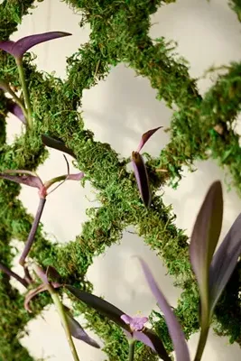 Mossy Diamond Lattice Trellis - Green, Metal product