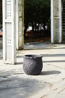 Paloma Ceramic Planter - Black product