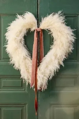 Pampas Grass Heart Wreath - Ivory product