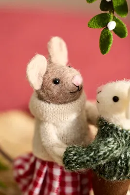 Under the Mistletoe Felt Critter Scene by Anthropologie, alternate view