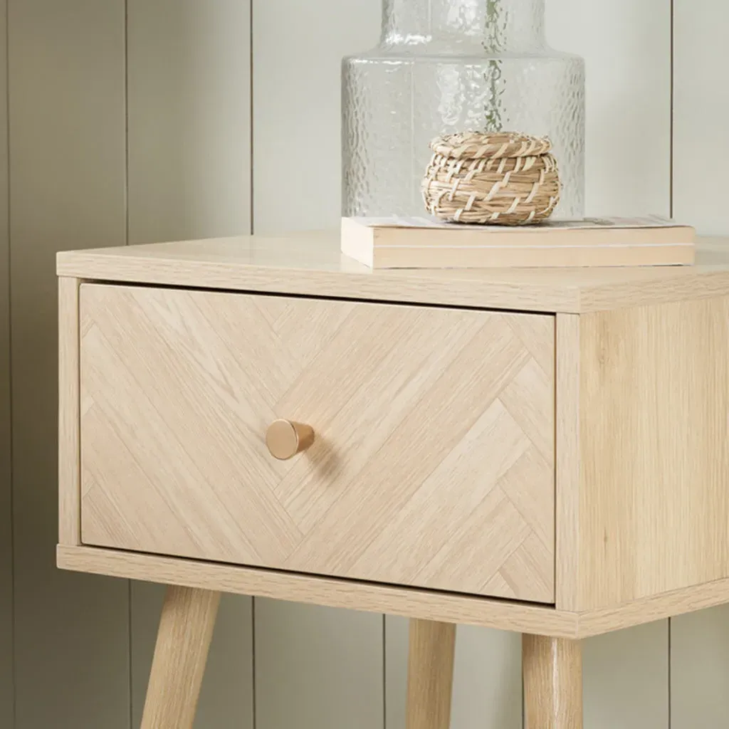 Challis 1-Drawer Bedside Table - Oak alternate view