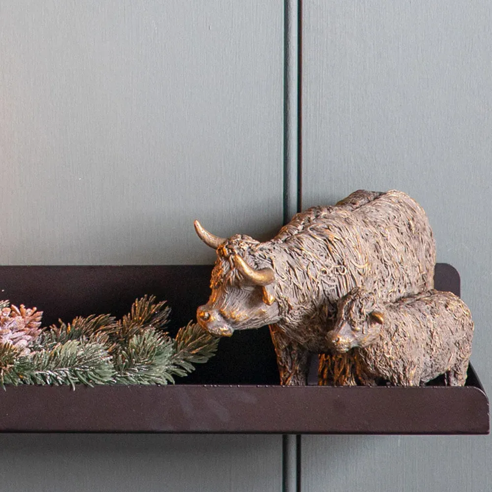 Highland Cow Mum & Calf Sculpture alternate view