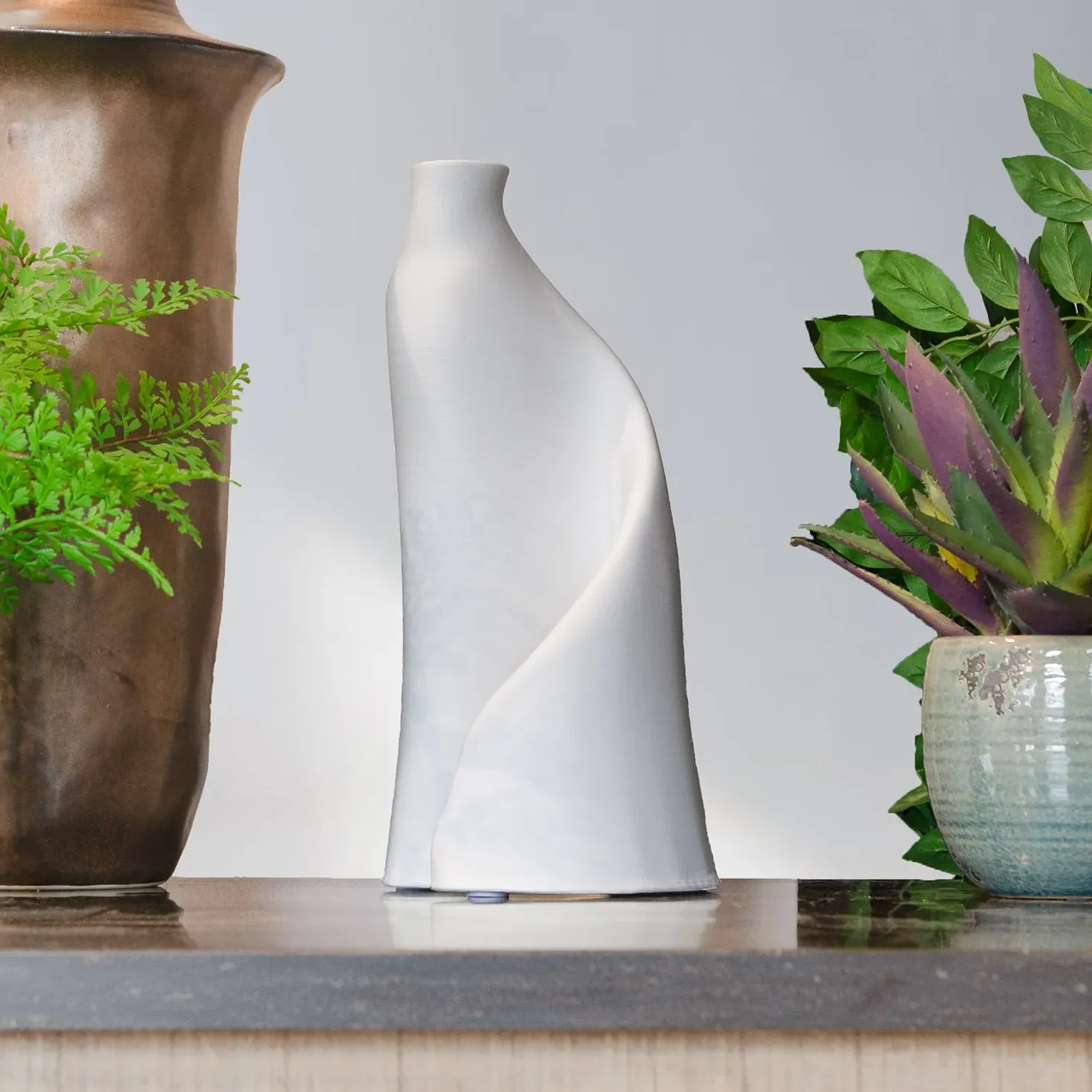 Large 3D Effect Printed Vase - White alternate view