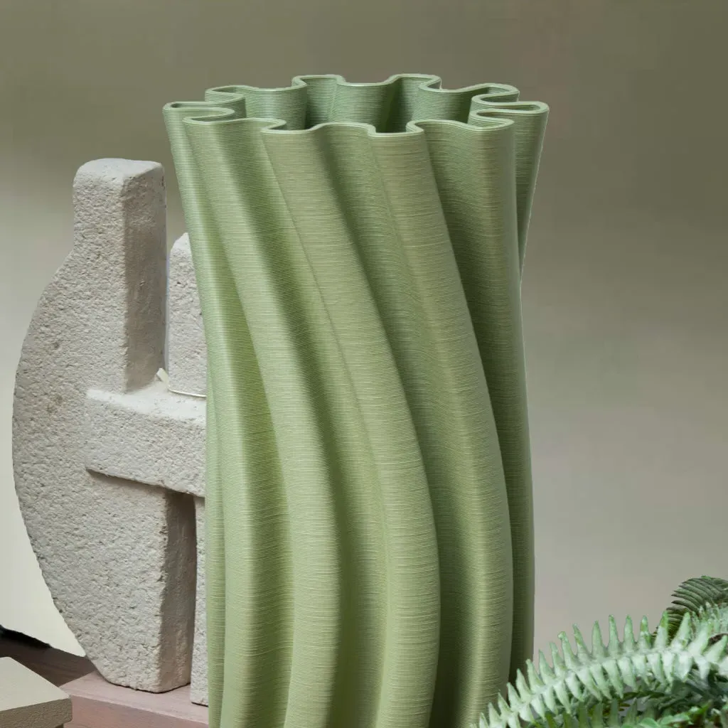 Twisted 3D Effect Printed Vase alternate view