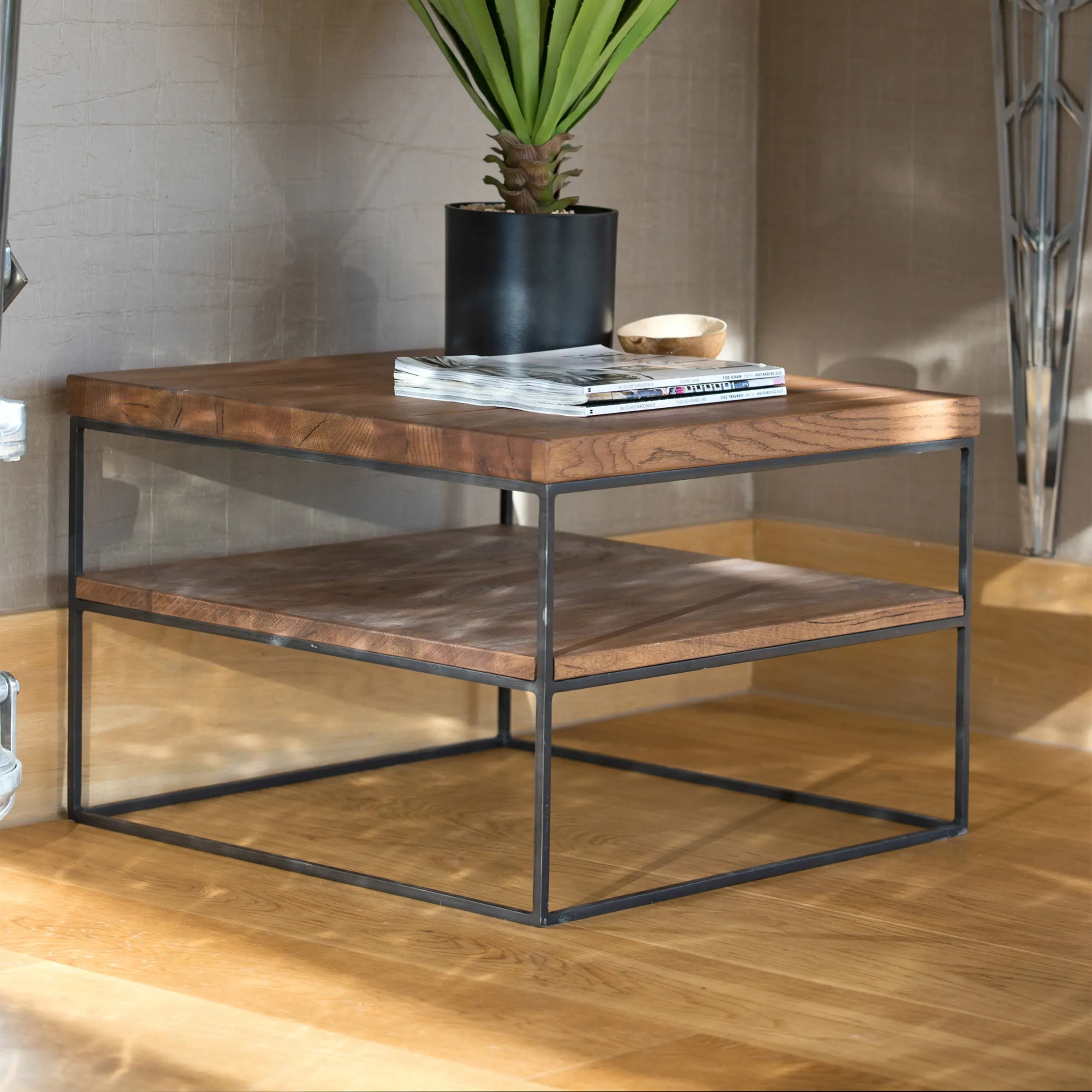 York Lamp Table - Oak, Metal product