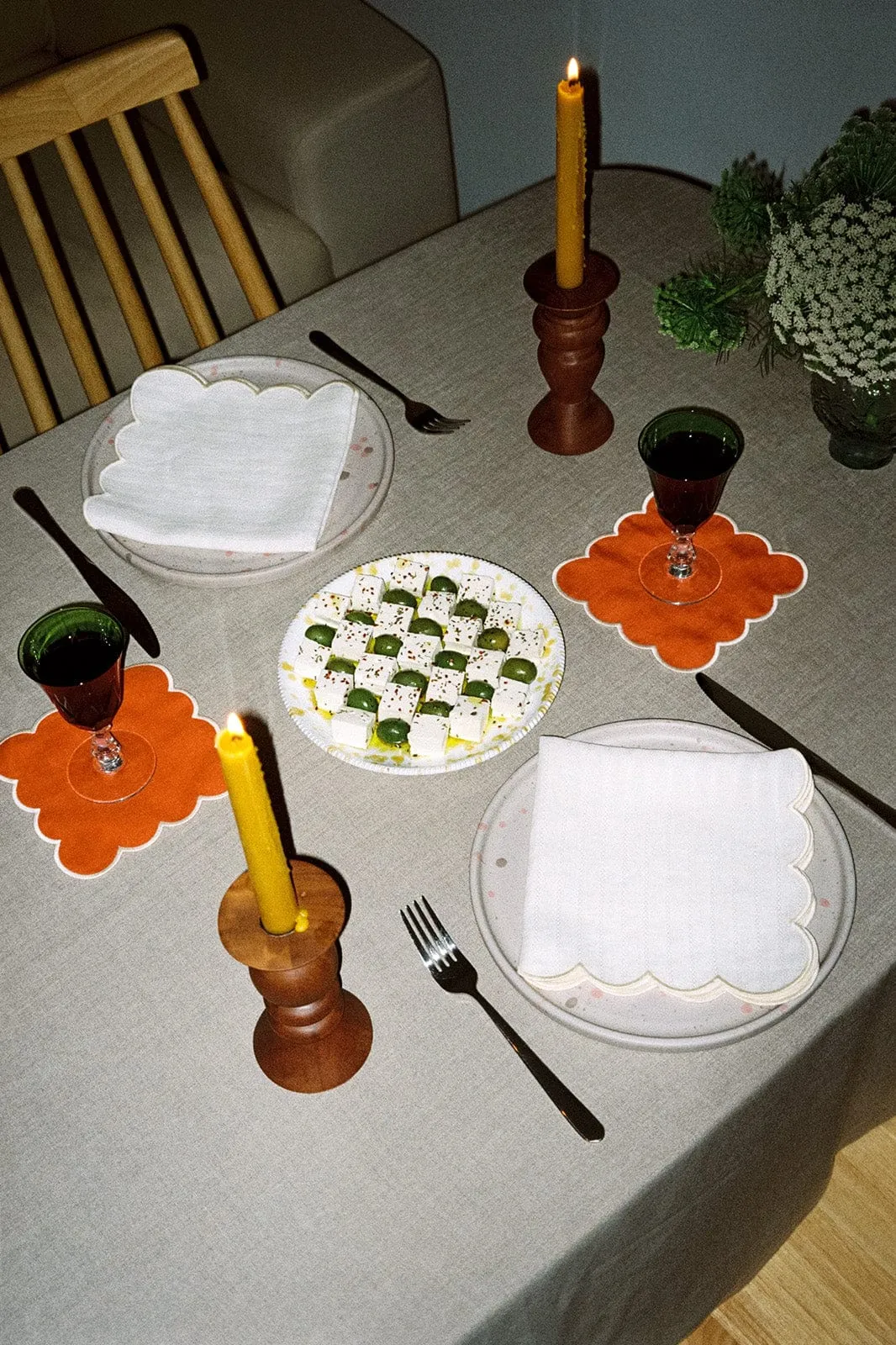 Scalloped Linen Napkins Set of 2 - Off-White by Arkitaip