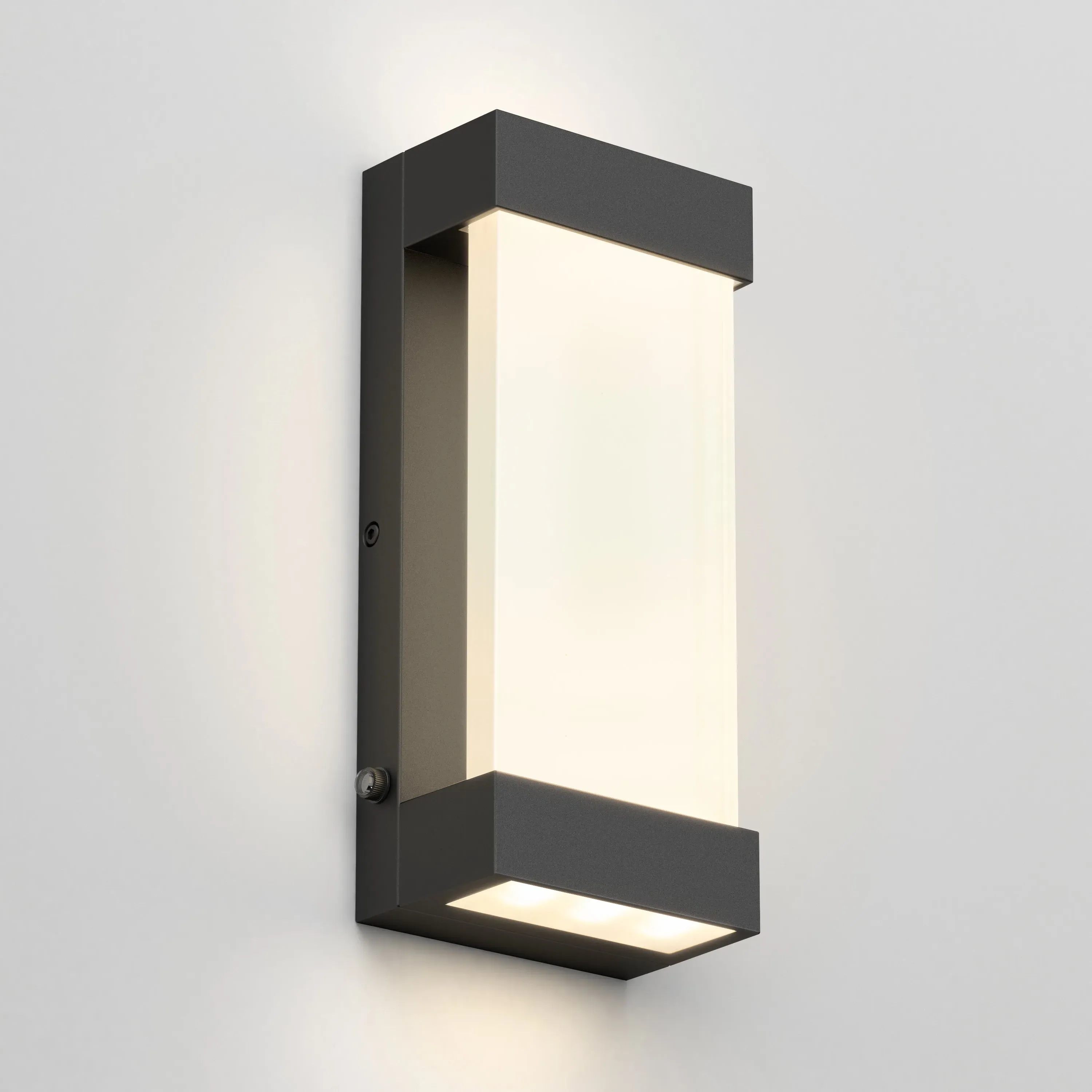 Glacier Indoor-Outdoor LED Wall Light - Black, Aluminium product