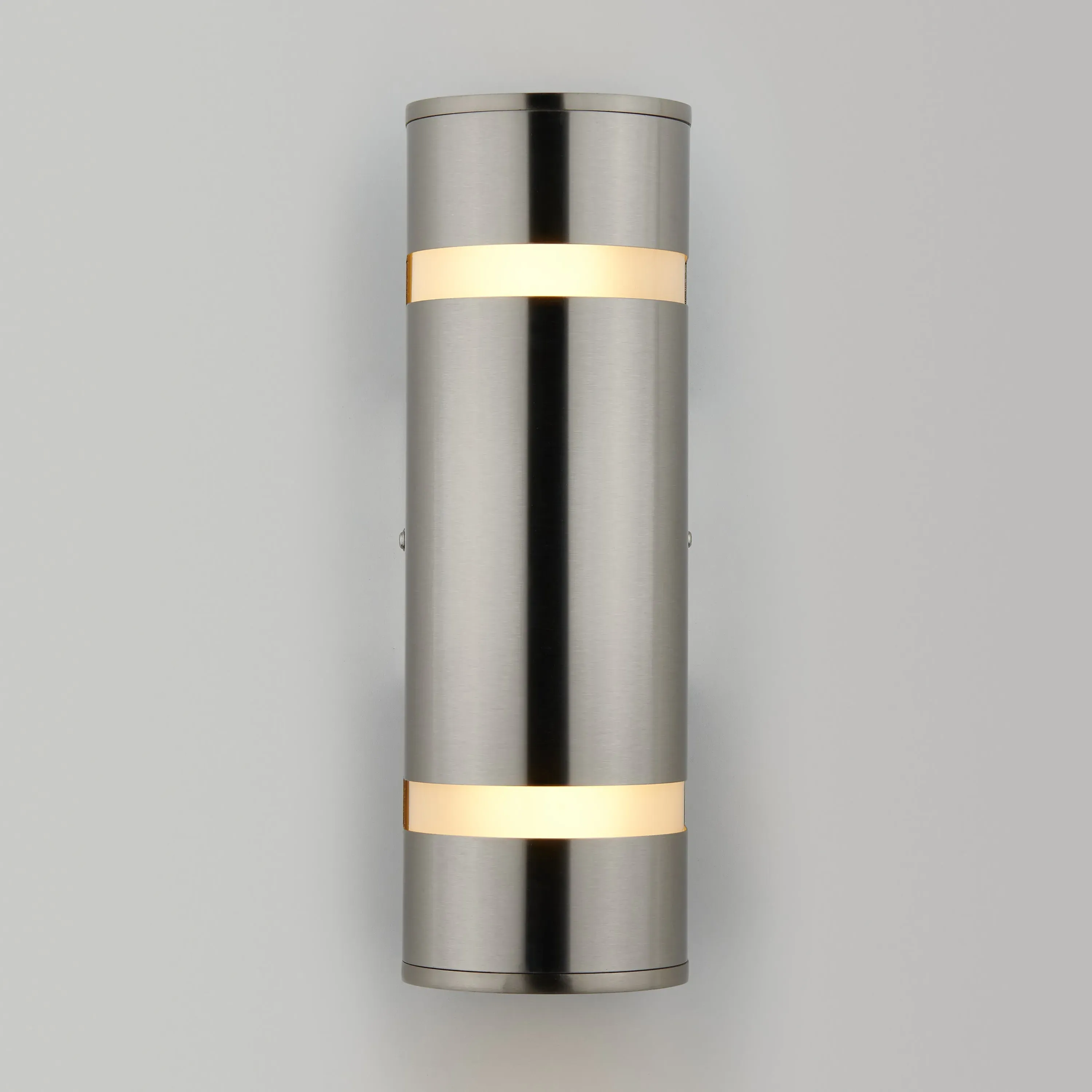 Q1 Indoor-Outdoor Wall Light product