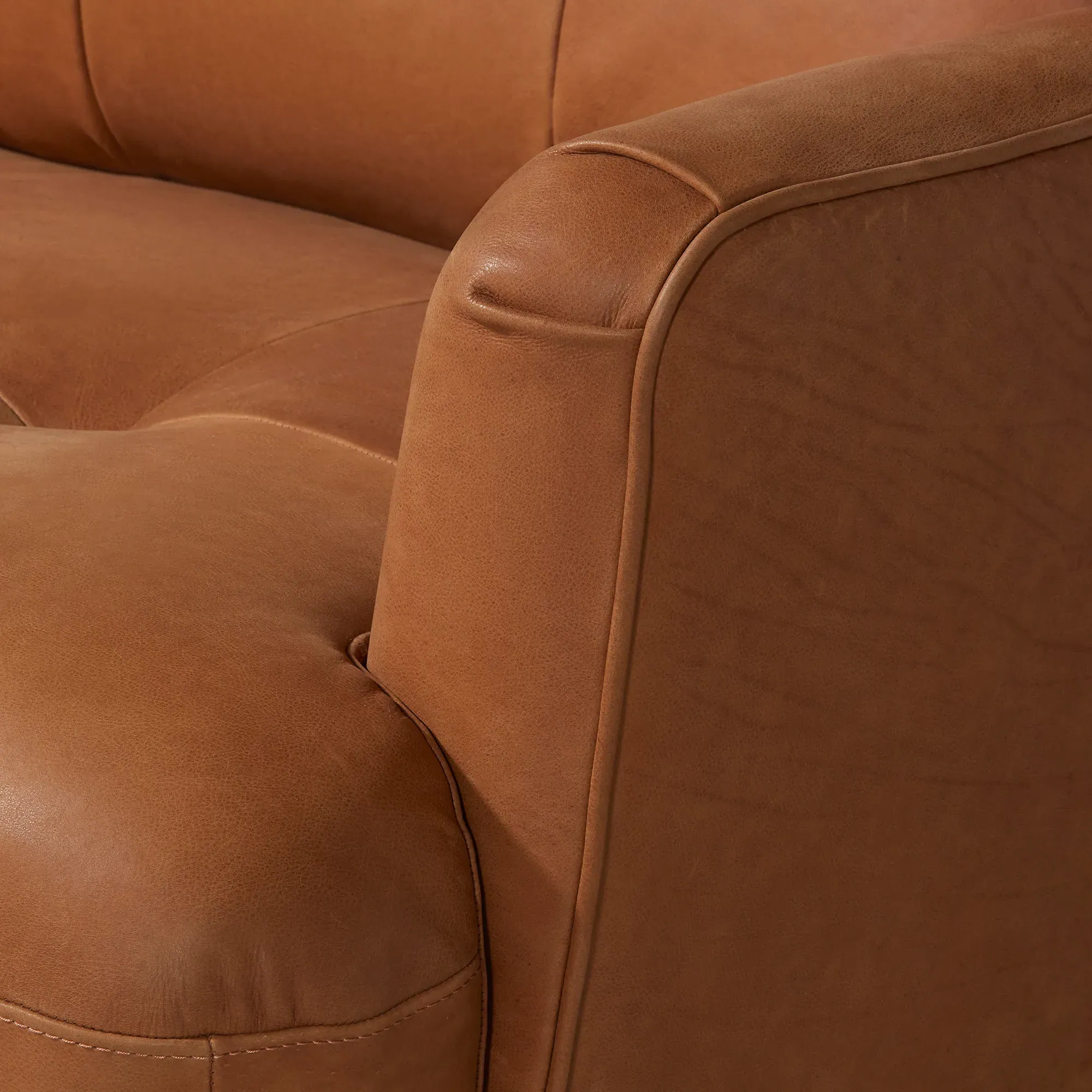 Aldo Maxi Armchair - Brown, Leather