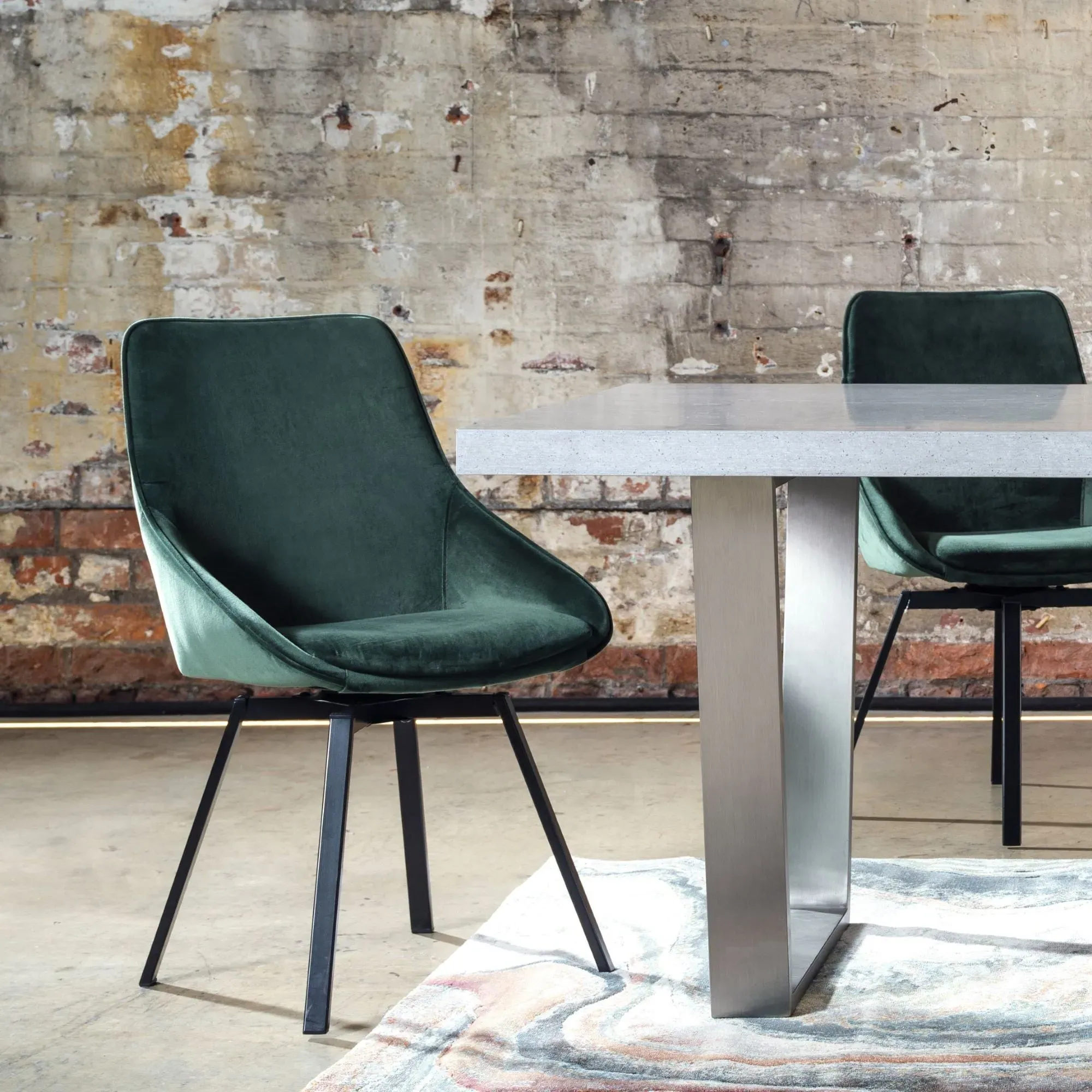 Beckton Swivel Dining Chair - Green, Velvet