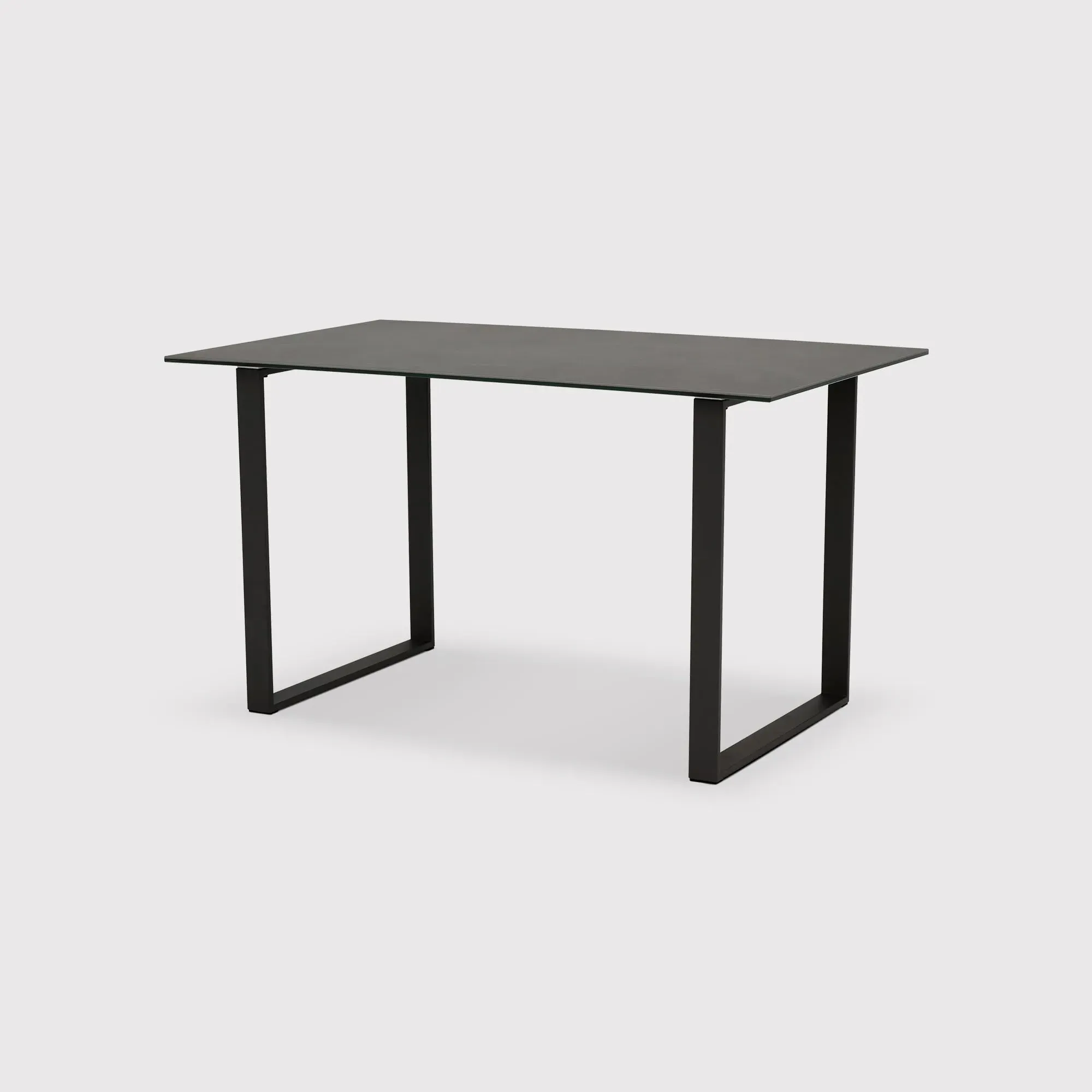 Belize Dining Table 135cm - Black, Ceramic image