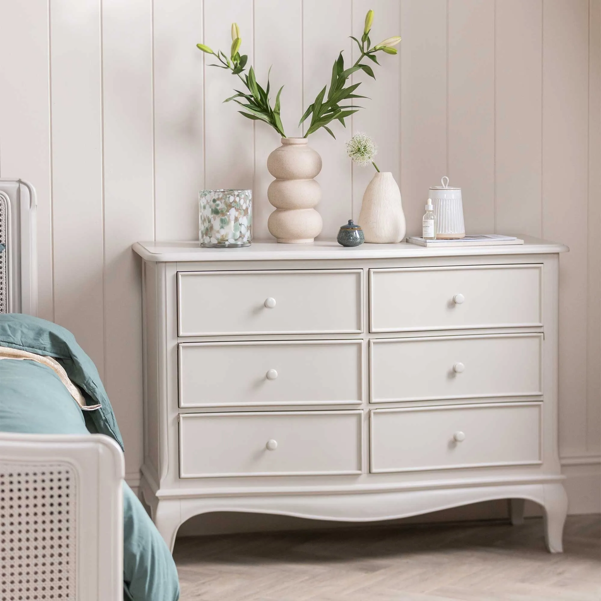 Calista Low Wide Chest - White, Mahogany Wood