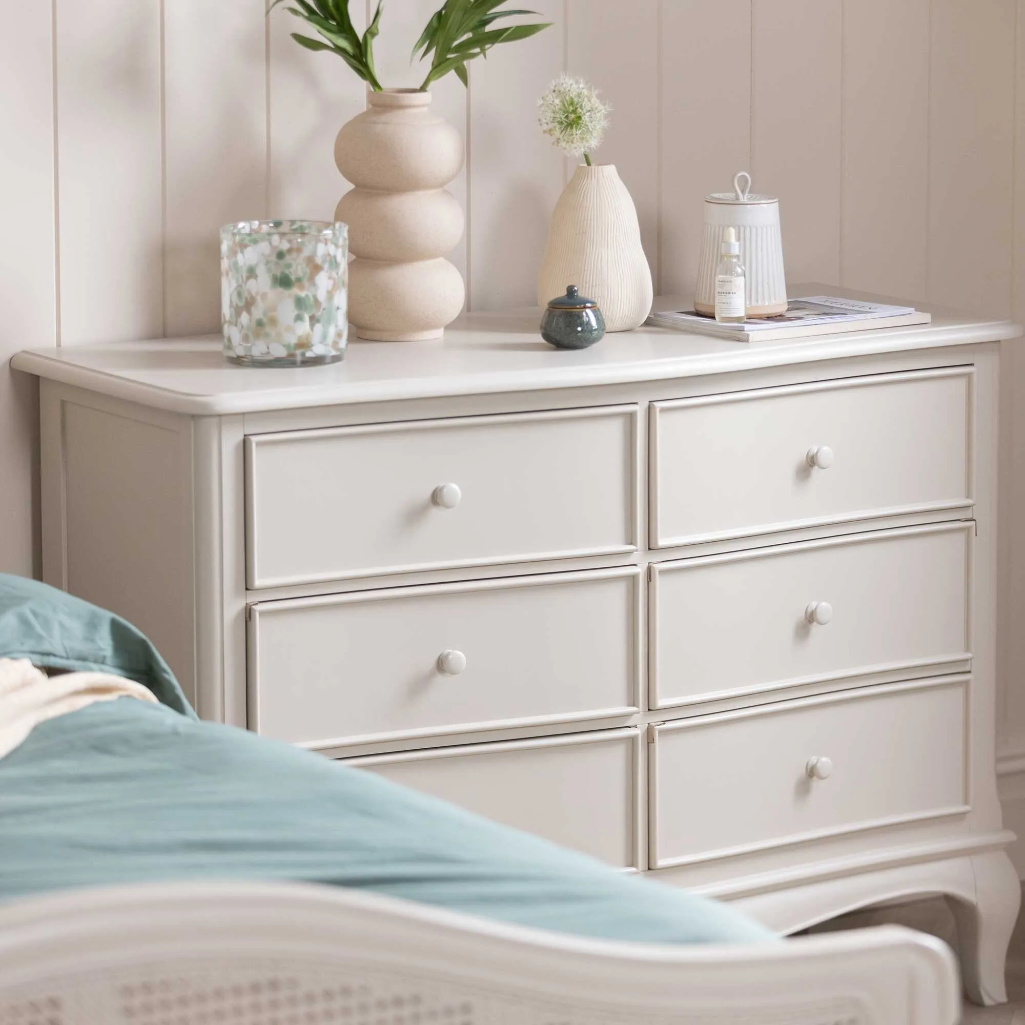 Calista Low Wide Chest - White, Mahogany Wood