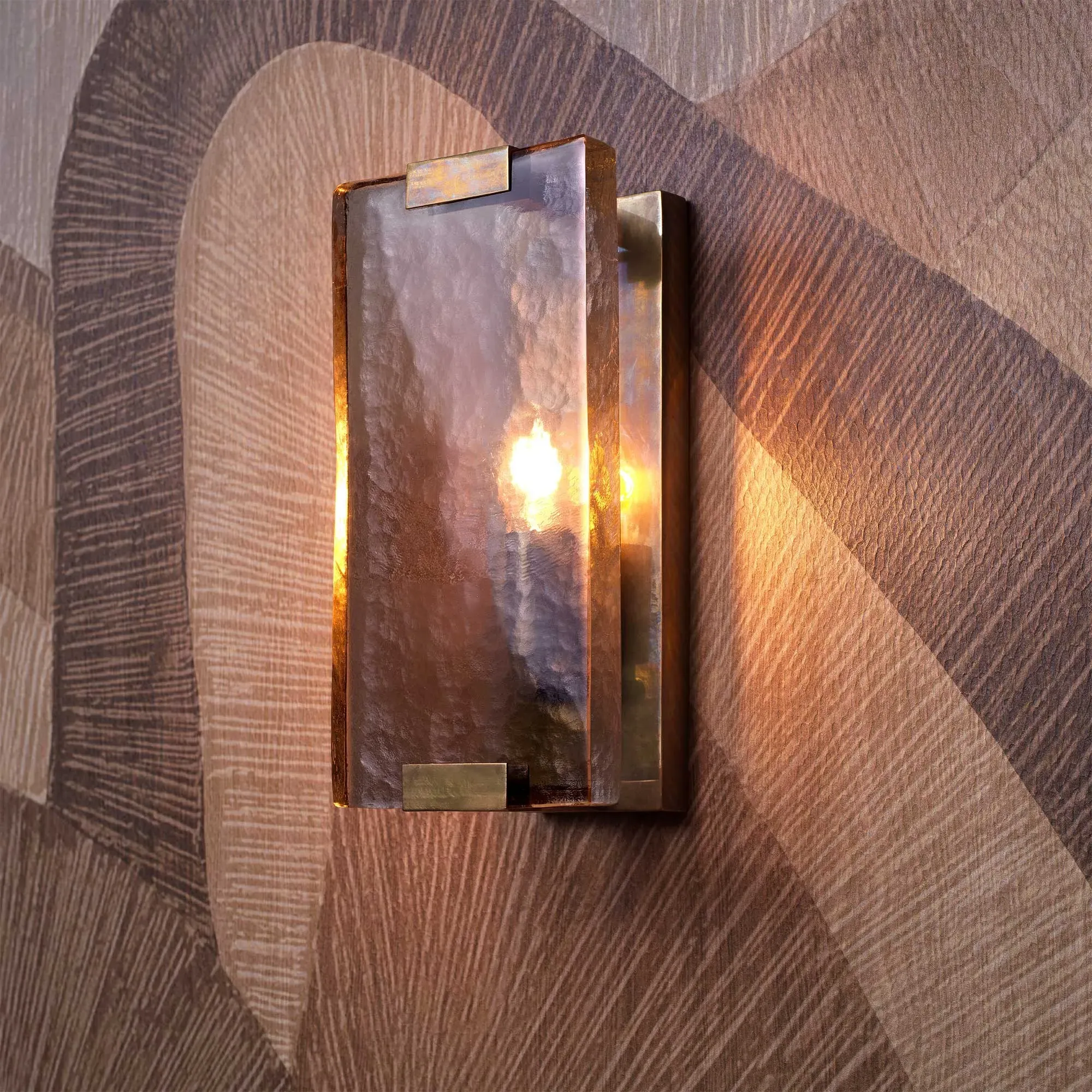 Eichholtz James Wall Lamp - Gold, Metal