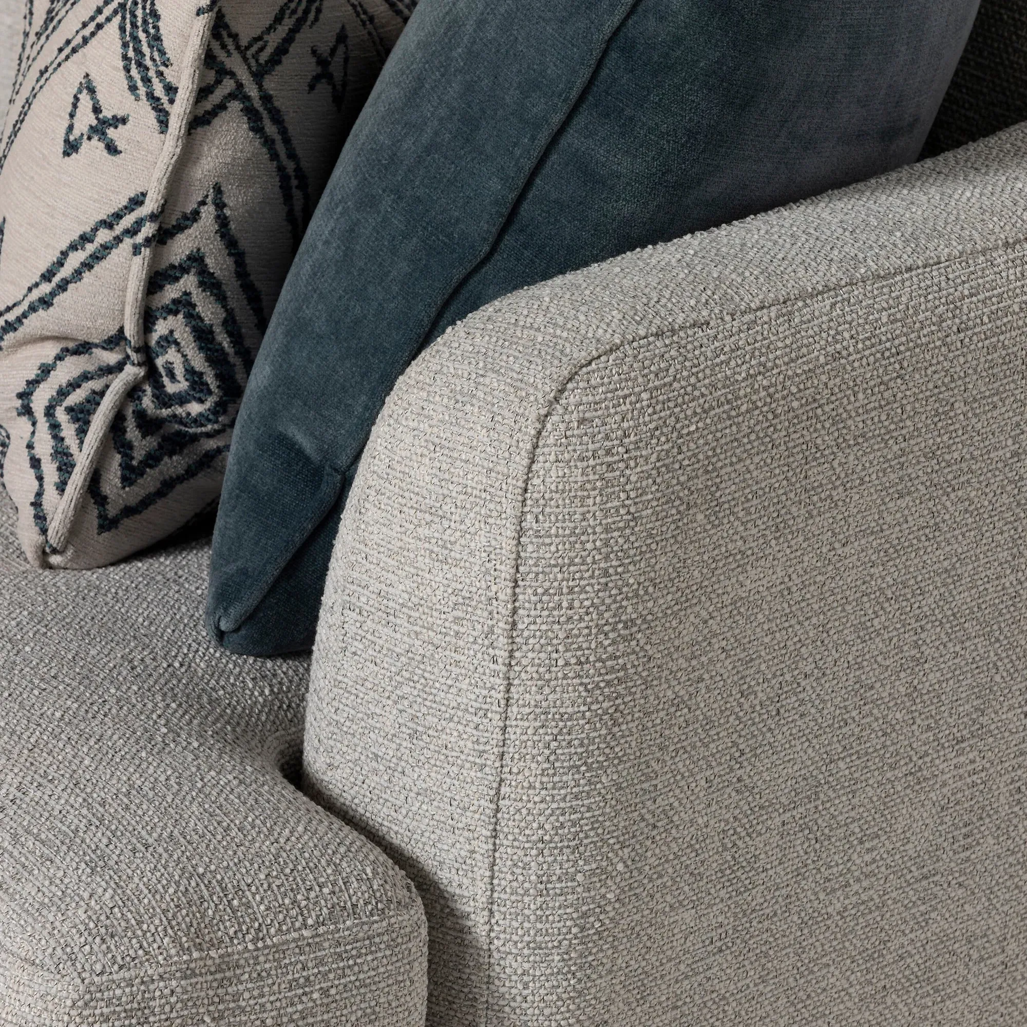 Embrey 2.5 Seater Corner Sofa with RHF Cuddler - Grey